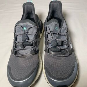 Adidas Ultraboost COLD.RDY gray/teal.   Never been worn. 7 1/2